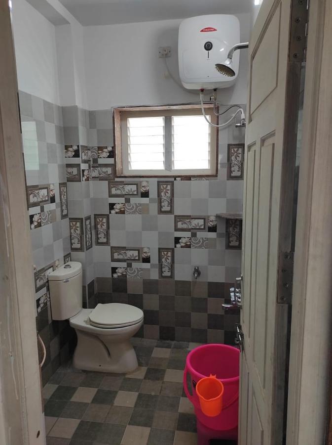 Hotel Sabari Residency Vālpārai Zewnętrze zdjęcie