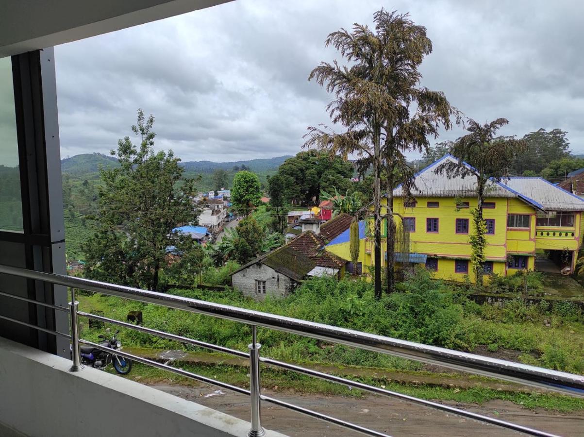 Hotel Sabari Residency Vālpārai Zewnętrze zdjęcie