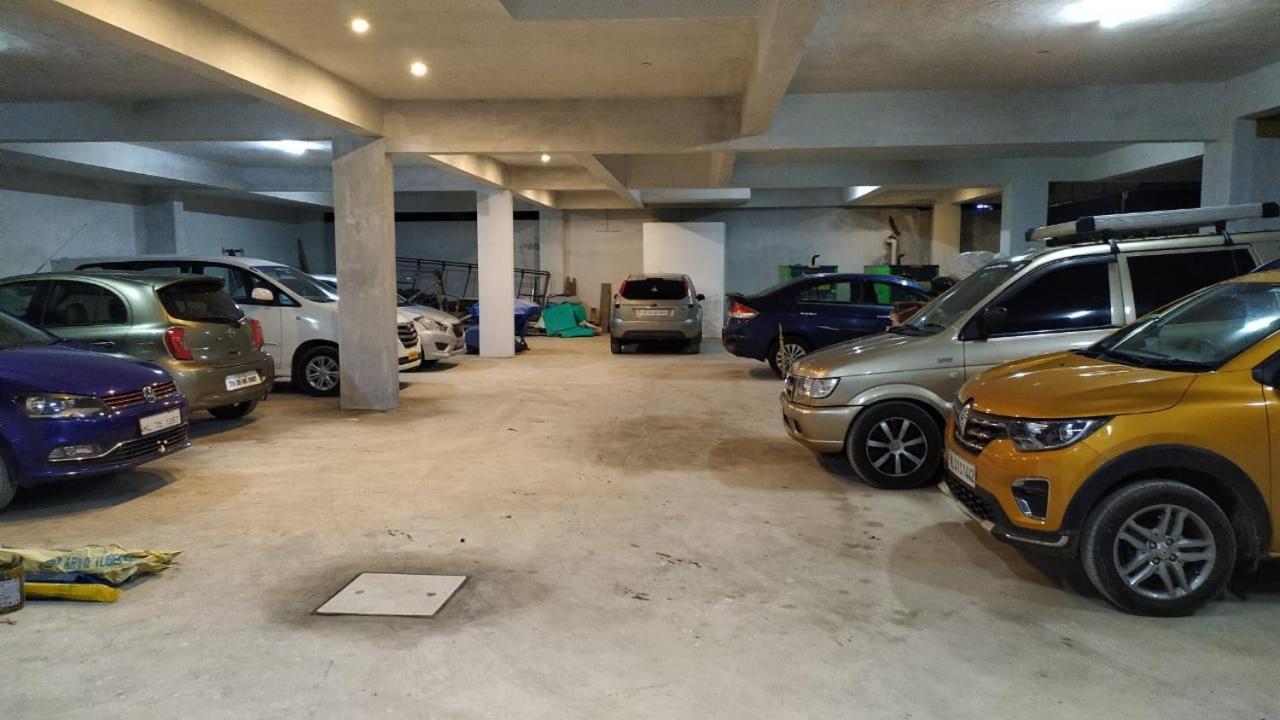 Hotel Sabari Residency Vālpārai Zewnętrze zdjęcie