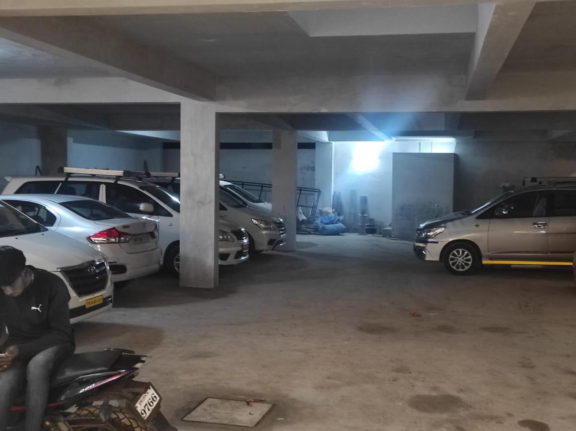 Hotel Sabari Residency Vālpārai Zewnętrze zdjęcie